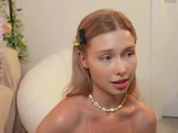 Cam for april_blush