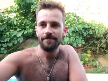 Cam for crissstud