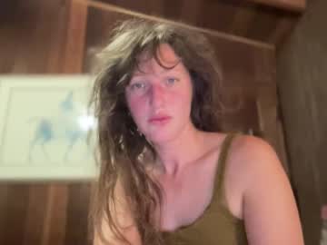 Cam for rubywavesback