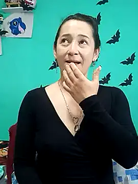 Stripchat Sex Cam for emilypoppy3