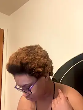 Stripchat Sex Cam for nickytheehawtie
