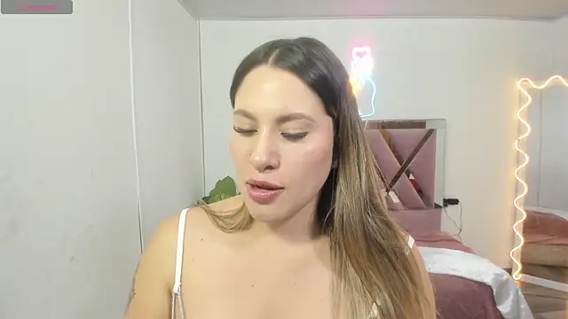 Stripchat Sex Cam for saaya_tay