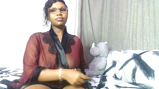 Stripchat Sex Cam for DarrkDeeva68