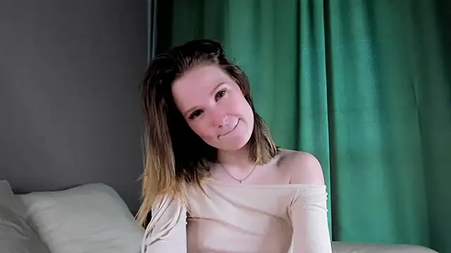 Stripchat Sex Cam for QueenieHathaway