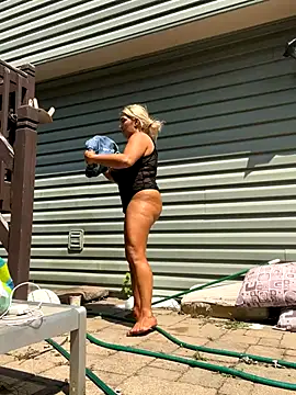 Stripchat Sex Cam for LittleMissEeve