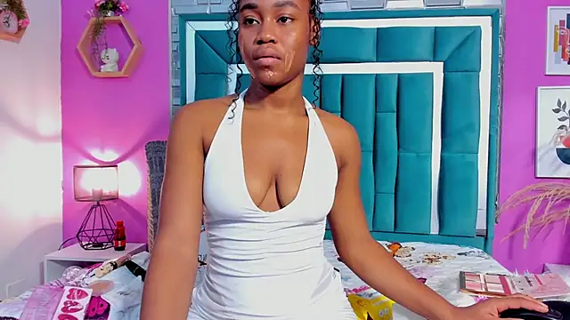 Stripchat Sex Cam for EMMA_SANTANA