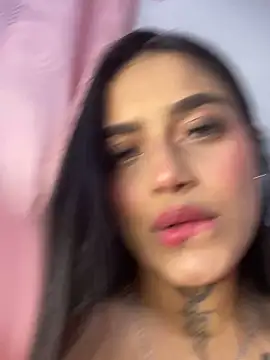 Stripchat Sex Cam for Emily_sharlot