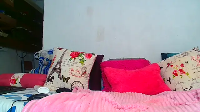 Stripchat Sex Cam for EbonySlender8