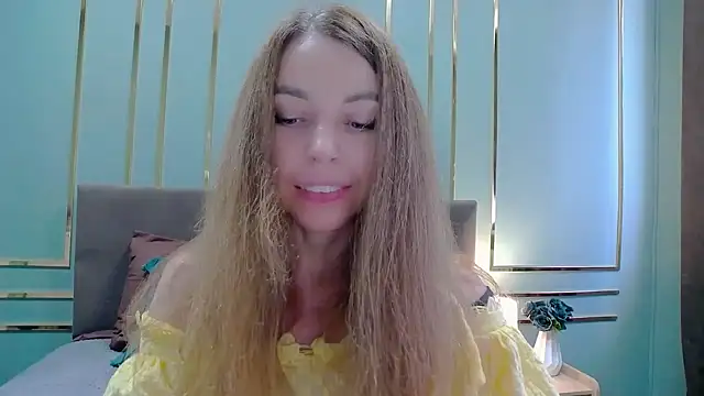 Stripchat Sex Cam for KrissBird