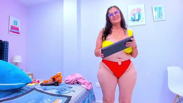 Stripchat Sex Cam for ClayrRosse
