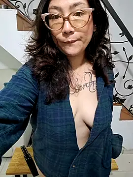 Stripchat Sex Cam for Mia_Ruiz