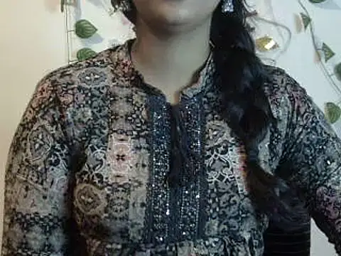 Stripchat Sex Cam for Surbi-Taneja