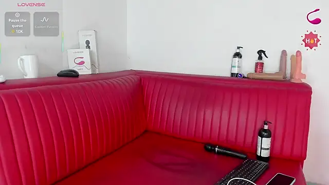 Stripchat Sex Cam for keiraBrooke