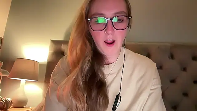 Stripchat Sex Cam for short_sweetpea