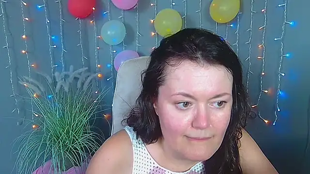 Stripchat Sex Cam for LolaHikls