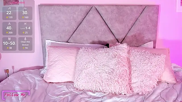 Stripchat Sex Cam for Emilyh_