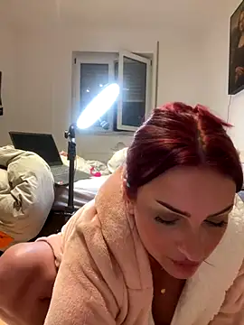 Stripchat Sex Cam for OliviaaFischer