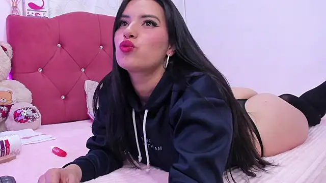 Stripchat Sex Cam for LucianaTomson