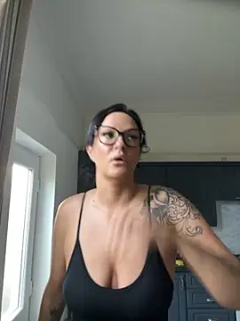 Stripchat Sex Cam for KhloeJoness