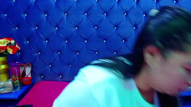 Stripchat Sex Cam for NaomyPrinces
