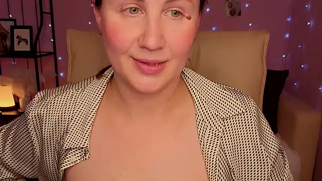 Stripchat Sex Cam for Helens_love