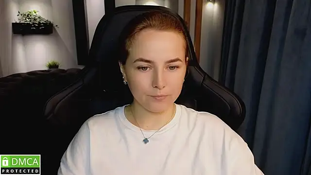 Stripchat Sex Cam for Mira_Mermayd