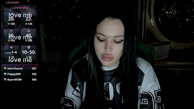 Stripchat Sex Cam for alexx_succubus