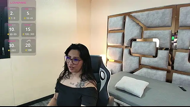 Stripchat Sex Cam for VELVETTRED