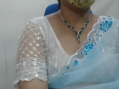 Stripchat Sex Cam for Lovely_Siri_23