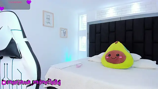 Stripchat Sex Cam for Marianamonroe_