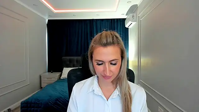 Stripchat Sex Cam for PassionGlow