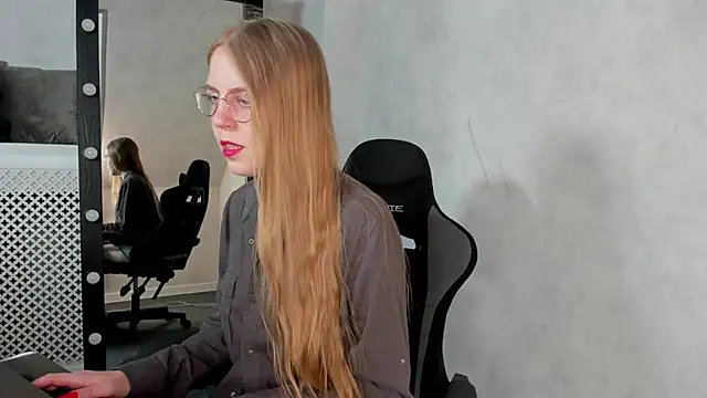 Stripchat Sex Cam for Joann_Shermann