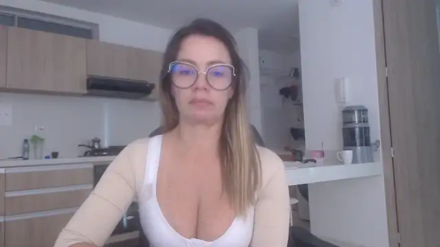 Stripchat Sex Cam for LovePaula