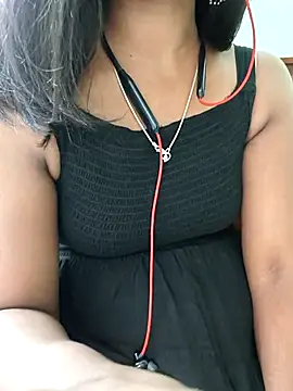 Stripchat Sex Cam for Soloqueentamil
