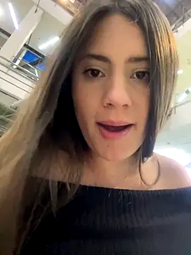 Stripchat Sex Cam for Isabella21_