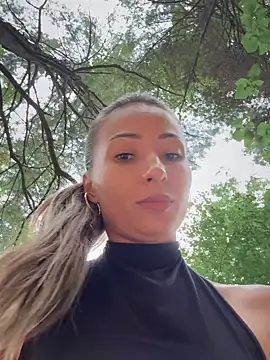 Stripchat Sex Cam for LetsFunKARINA