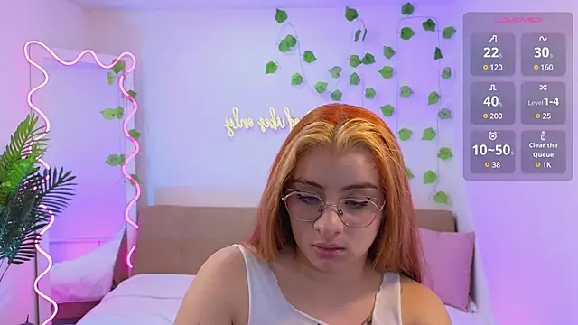 Stripchat Sex Cam for Naomy_tay1