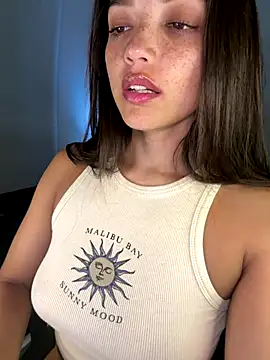 Stripchat Sex Cam for MisFrekcles_