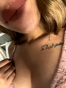 Stripchat Sex Cam for Caroline_one