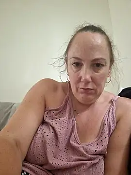 Stripchat Sex Cam for Wisie_Cutie