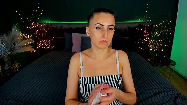 Stripchat Sex Cam for Rebecca_Diamond