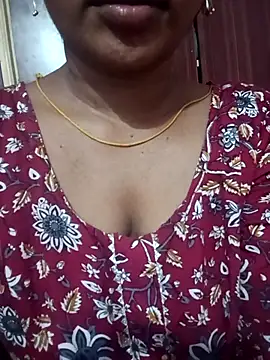 Stripchat Sex Cam for varsha-milky1