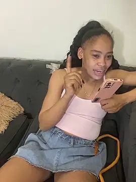 Stripchat Sex Cam for naughtiest_baddy