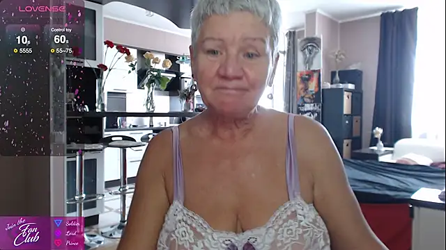 Stripchat Sex Cam for roxana_brooks