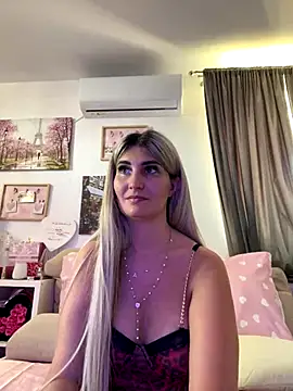 Stripchat Sex Cam for EvelynFrances