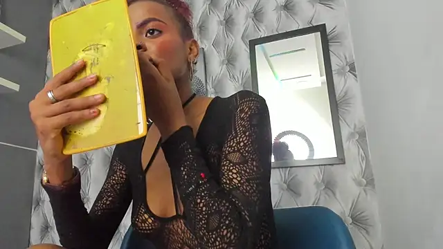 Stripchat Sex Cam for Hilary-banks
