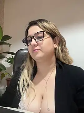 Stripchat Sex Cam for amooraaamoon