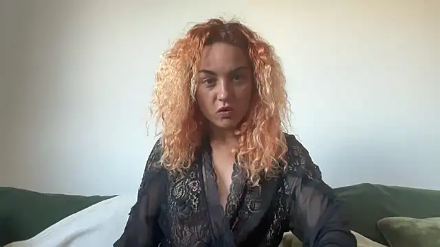 Stripchat Sex Cam for Reddgiirl
