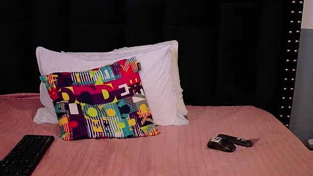 Stripchat Sex Cam for cutepetitee