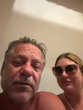 Stripchat Sex Cam for Valentinavaleriea